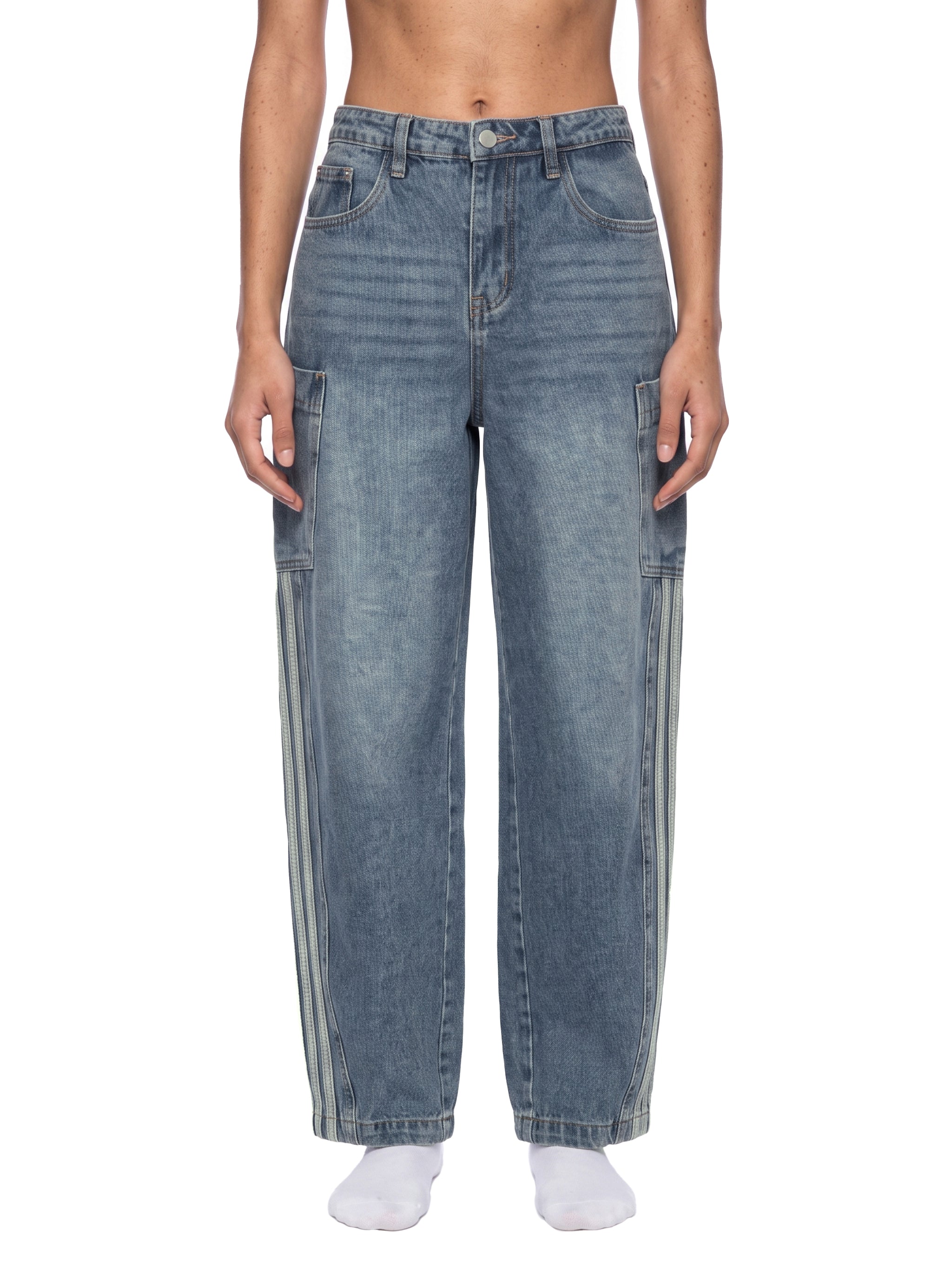 womens,women,jeans,denim,colors,blue,black,urban,street,comfort,city,original,logo,artistic,operations,girls,teen,teenager,gift