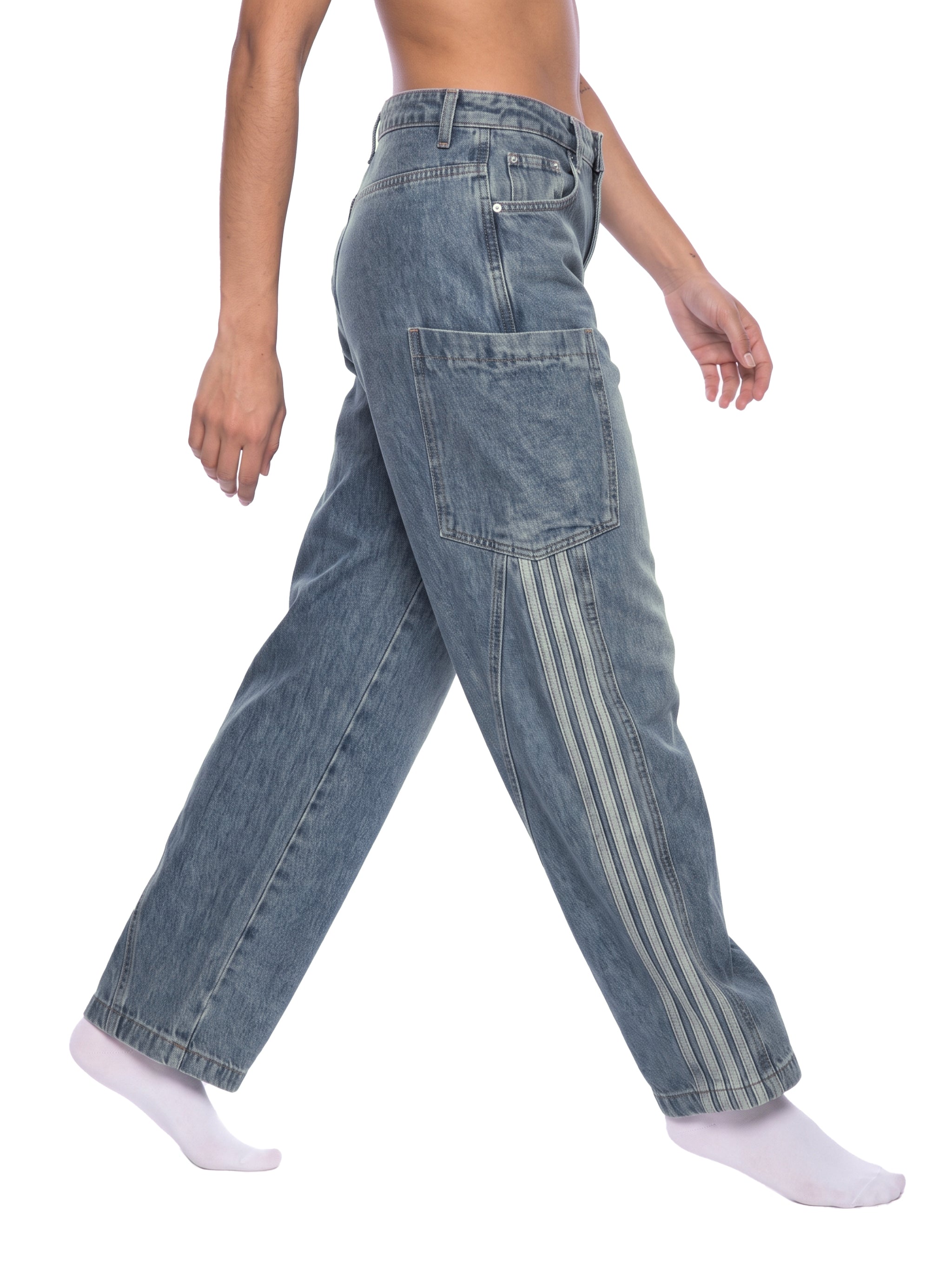 womens,women,jeans,denim,colors,blue,black,urban,street,comfort,city,original,logo,artistic,operations,girls,teen,teenager,gift